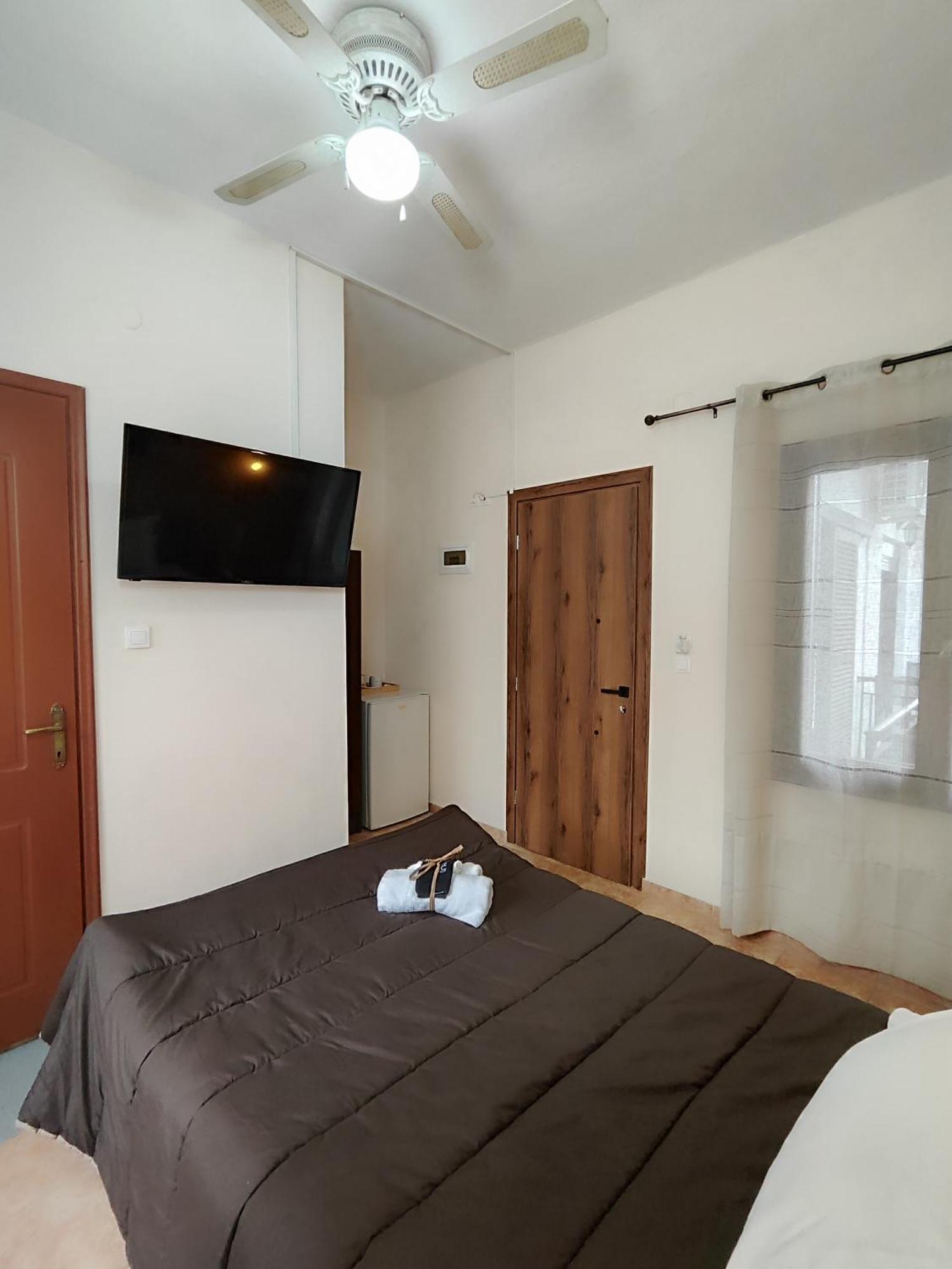 Poseidon Rooms Кала-Нера Экстерьер фото